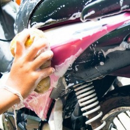 Cuci Motor Humma: Jadi Lebih Cemerlang dengan Layanan Otomotif Profesional di Cilacap